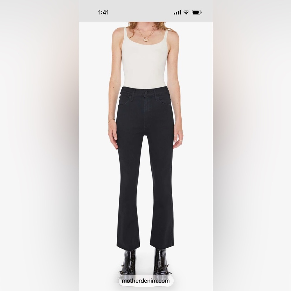 Elegant Black Women's Cropped Jeans